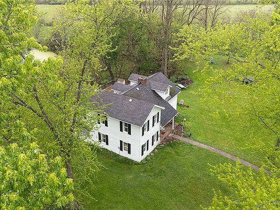 4th image of 285 Poole Rd