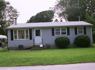 21 Pettaquamscutt Ave, Narragansett, RI 02882