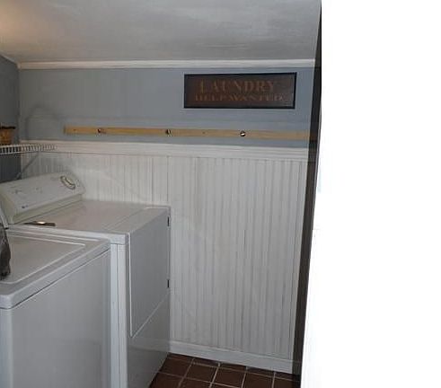 4th image of 28 Mechanic St