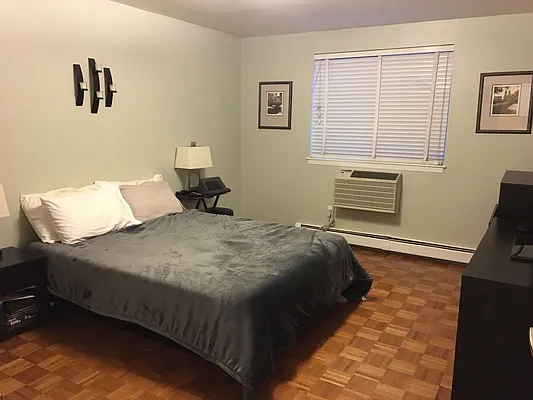 Rented by 18 REALTY | media 20