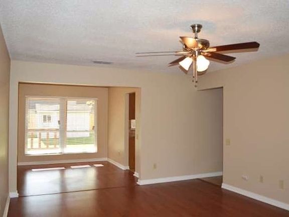 2nd image of 6917 Quail Meadow Dr