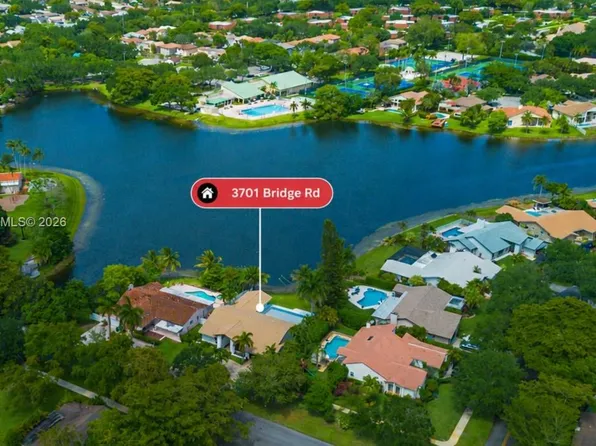 3701 Bridge Rd, Cooper City, FL 33026