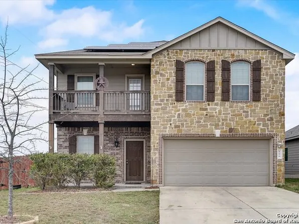 696 Community Dr, New Braunfels, TX 78132
