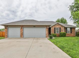 614 S Ashton Ave, Republic, MO 65738