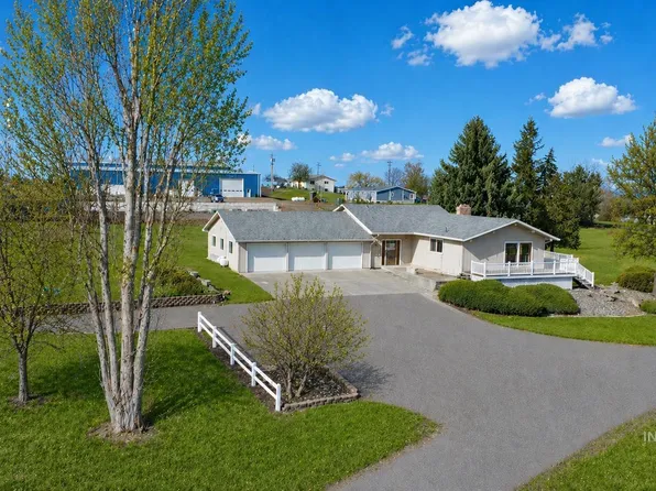 1011 3rd Ave, Nezperce, ID 83543