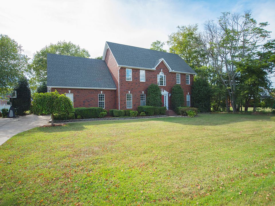 1st image of 120 Janice Dr