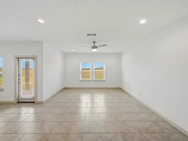 4050 Andreas Meadow Ln — Photo 7