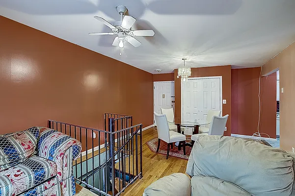 Sold by Keller Williams Realty Landmark II | media 14