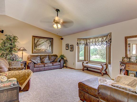 4th image of 8550 174th Ln NW