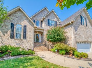 5119 Reagan Dr, Murfreesboro, TN 37129
