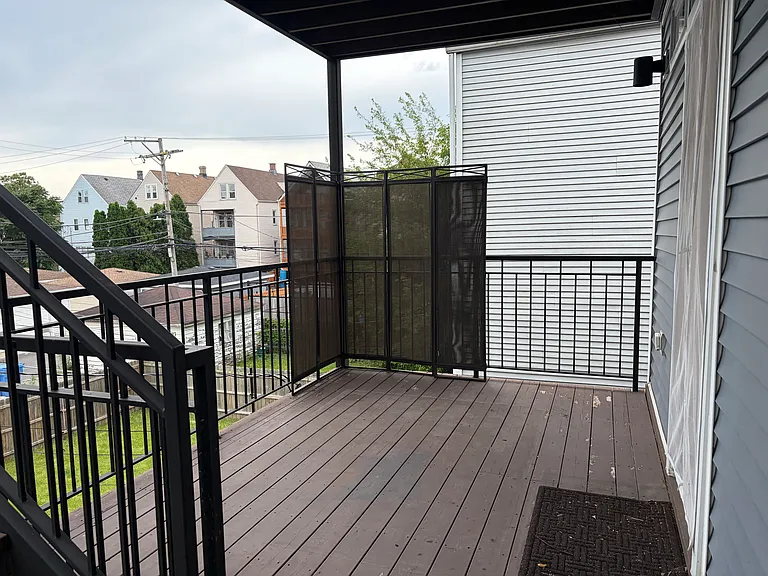 2821 N Springfield Ave #2 — Photo 39
