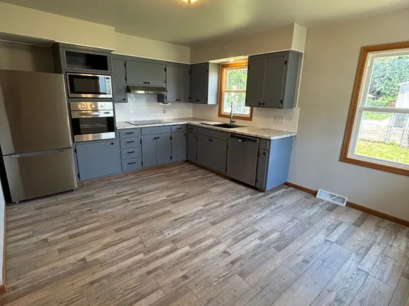 1509 11th St S, La Crosse, WI 54601