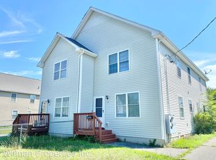 101 Orleans St, Springfield, MA 01109