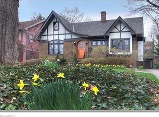 2285 Delaware Dr, Cleveland Heights, OH