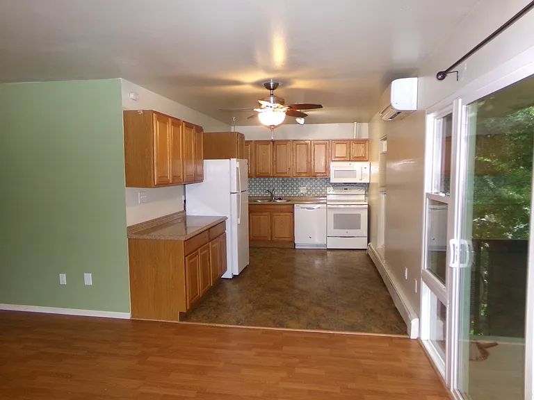 620 Mathews St #307 — Photo 8