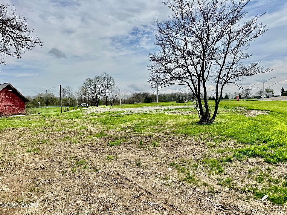 2nd image of 1700 N Thayer Rd