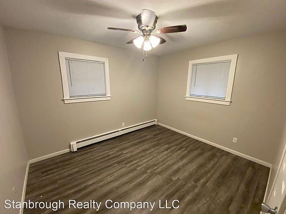 4th image of 100 NW College Ave #110-05