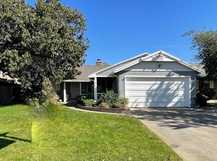 6221 Laurine Way, Sacramento, CA 95824