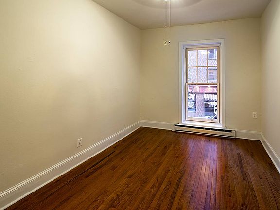 5th image of 125 S 21st St APT 2F