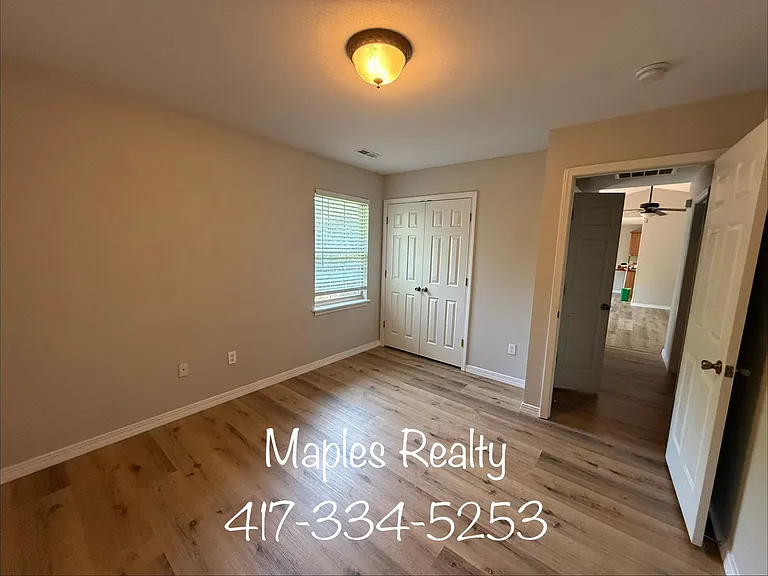 141 Scotch Pine Ct — Photo 9