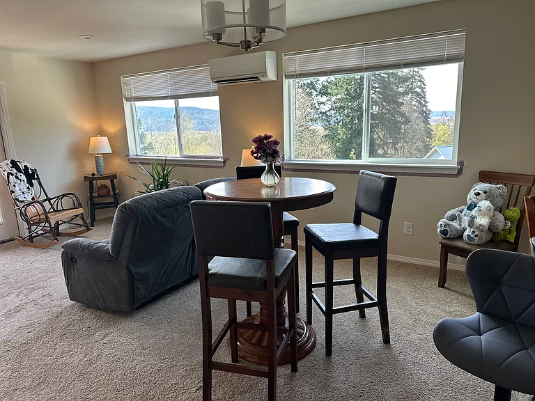 Hilltop Dr — Photo 14