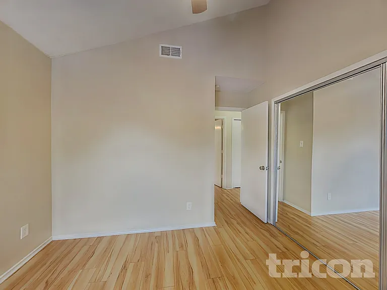 2033 Feather Ln — Photo 14