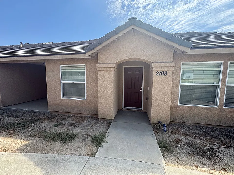 2109 Bella Oaks Dr