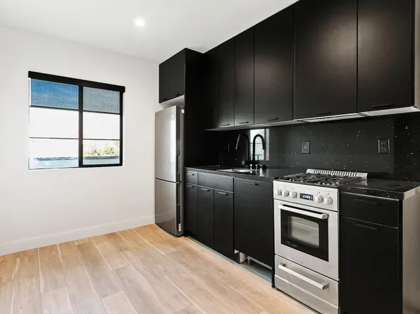 215 Lucas Ave, Los Angeles, CA