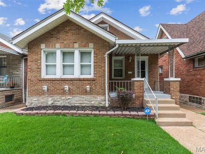 3831 Burgen Ave, Saint Louis, MO, 63116
