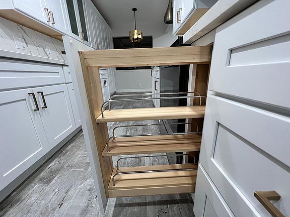 3rd image of 20800 4th St APT 6