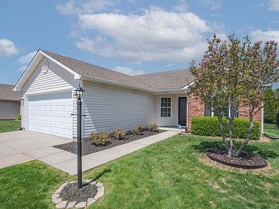 2nd image of 7652 Wood Stream Dr