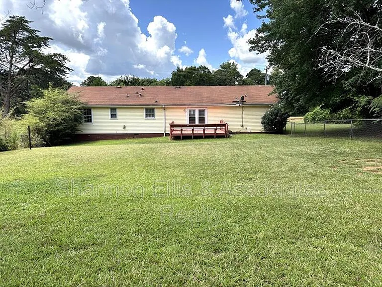 405 Elder Rd — Photo 24