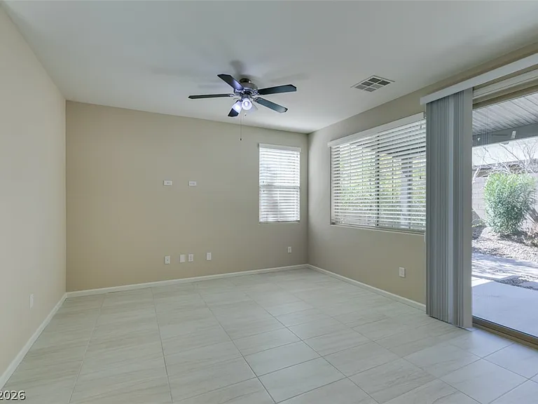 2549 Sable Ridge St — Photo 12