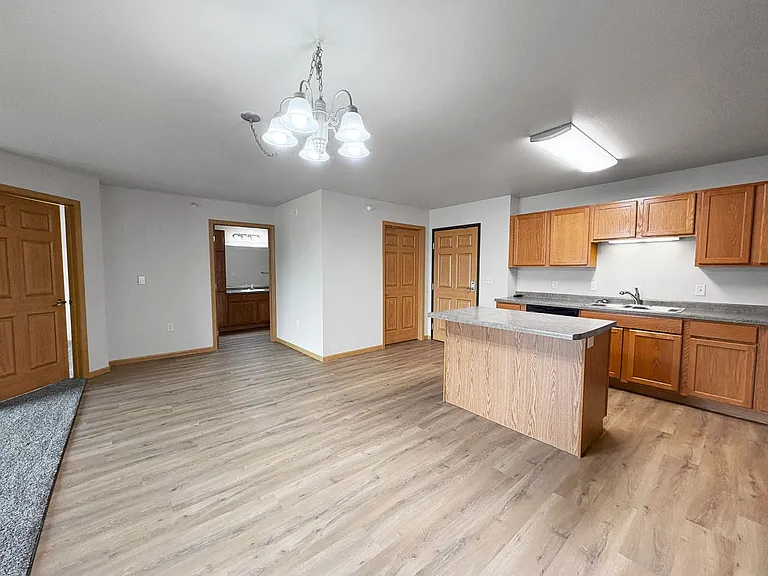 Prairie Heights — Photo 34