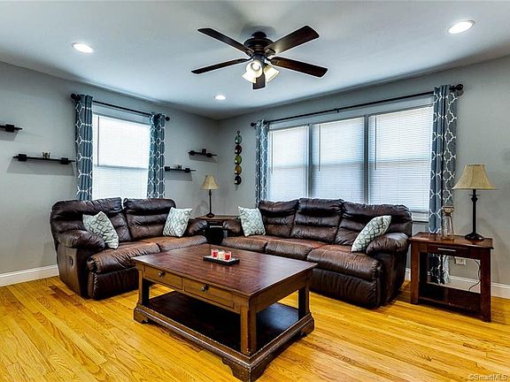 5th image of 46 Pardee Pl