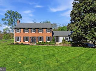 1071 Squire Cheney Dr, West Chester, PA 19382
