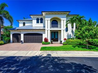 1817 Gordon River Ln, Naples, FL 34104