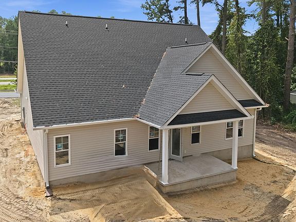 5th image of 454 Hyland Hills Road