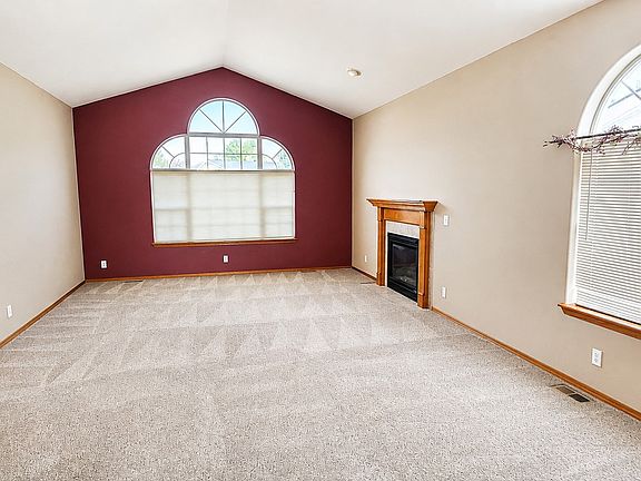 3rd image of 3015 N Slice Dr