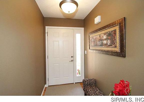 2nd image of 130 Stonebridge Manor Dr