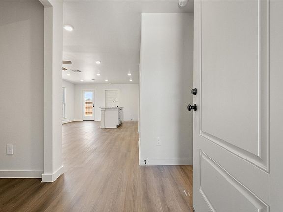 3rd image of 504 E 24th St