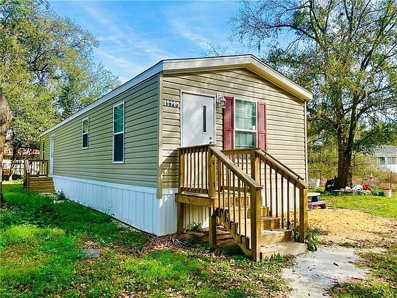 2nd image of 1621 Tangerine St #1