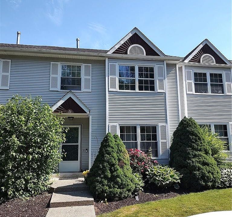 1st image of 256 Quassaick Avenue #21