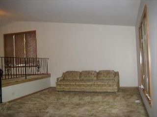 1st image of 1831 W Catalpa Ln