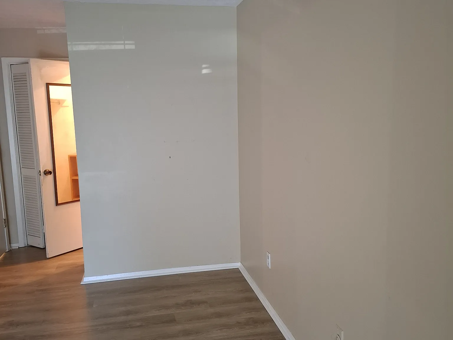 2 bed, 1000 sqft, $1,655 — Photo 1