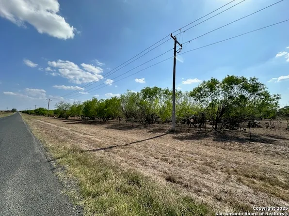 TBD Christine Rd LOT 3, Jourdanton, TX 78026