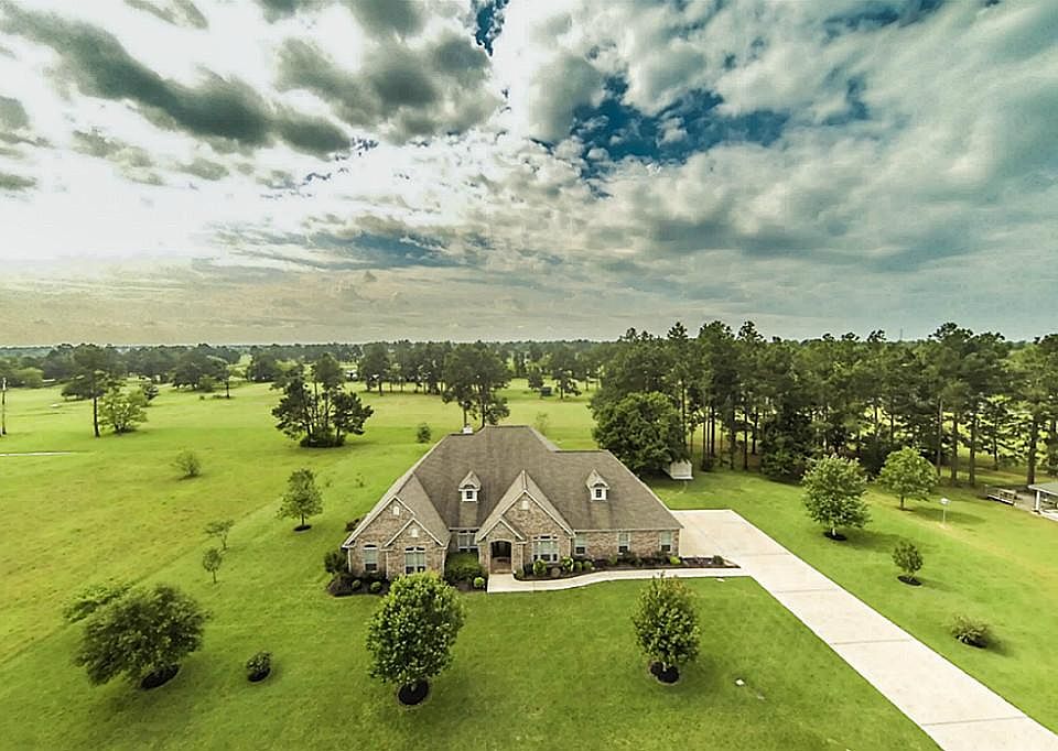 1st image of 32119 Divot Dr