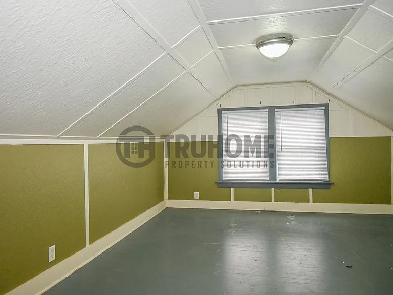 520 N 7th St — Photo 17