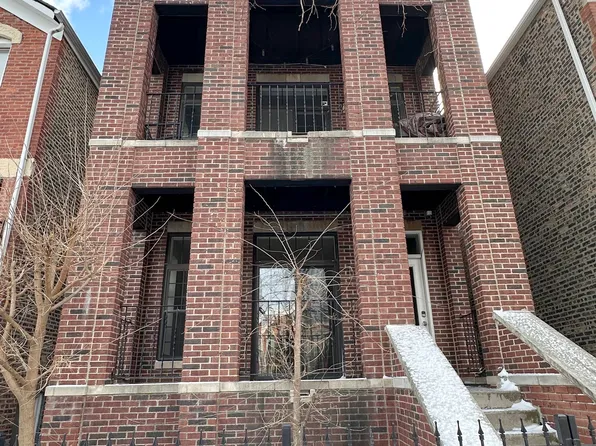 1117 W 17th St #1, Chicago, IL 60608