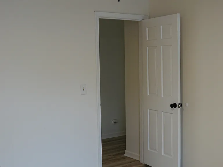 4912 Seabrook Ct — Photo 45